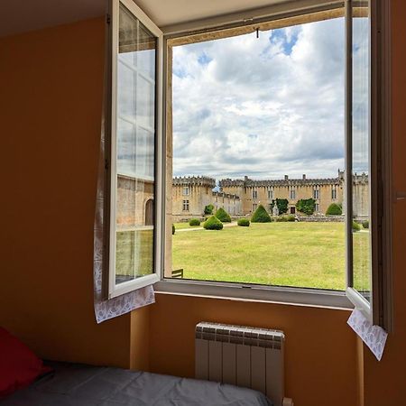 Gite Charmant Au Coeur D'Un Chateau Historique Avec Parc, Proche De Cognac, Ideal Famille Et Nature - Fr-1-653-167 Cherves-de-Cognac Zewnętrze zdjęcie